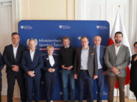 Czołowi polscy hotelarze w Ministerstwie Sportu i Turystyki. Uzgodnienia w sprawie kategoryzacji i opłaty turystycznej