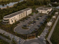 BIAŁOBRZEGI: Po latach ruszy Hotel Korte nad Pilicą. 60 pokoi, SPA i duże zaplecze konferencyjne